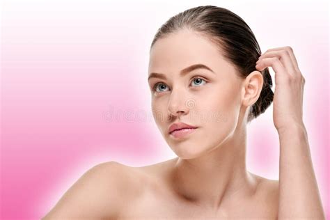 Natural Beauty Portrait Stock Image Image Of Portrait 213003575