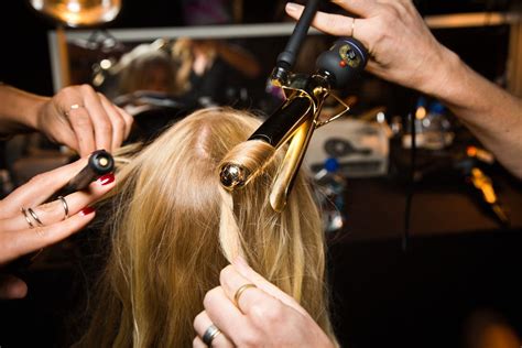 Never Forget To Turn Off Your Curling Iron Again Thanks To This