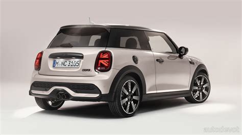 Mini Cooper Gets New Face And New Colors Autodevot