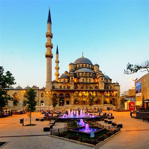 Istanbul, Turkey | Pedro Szekely | Flickr