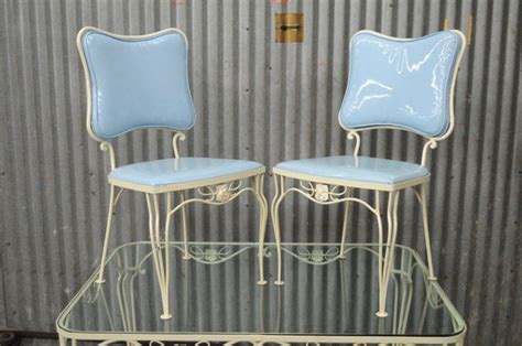 For an attractive alternative to the traditional wood or steel dining set, we present wrought iron kitchen sets for dining. Five-Piece Wrought Iron Patio Dining Set Table Four Chairs ...