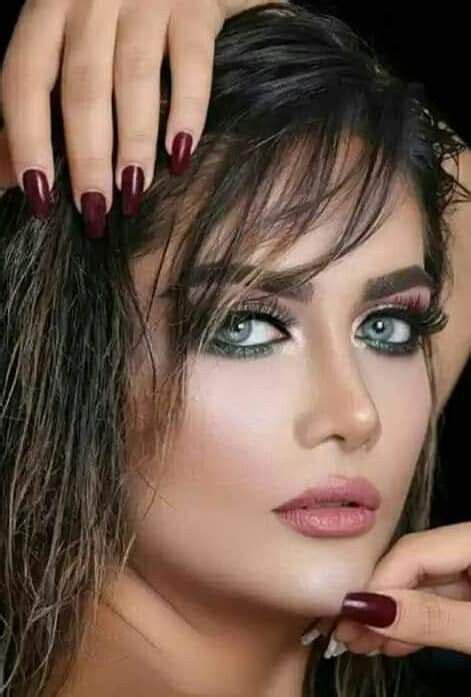 Beautiful Arab Women Most Beautiful Glam Makeup Girls Makeup Western Look Woman Face Face