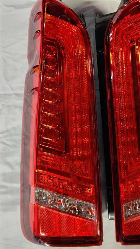 ハイエース200系 415コブラ Ledテールランプ ライトセーバー プレステージ レッド シーケンシャル切り替え式テールライト｜売買され