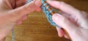 How to start a lanyard at lanyardsbiz.com? How to Do a lanyard twisted triangle stitch « Weaving :: WonderHowTo