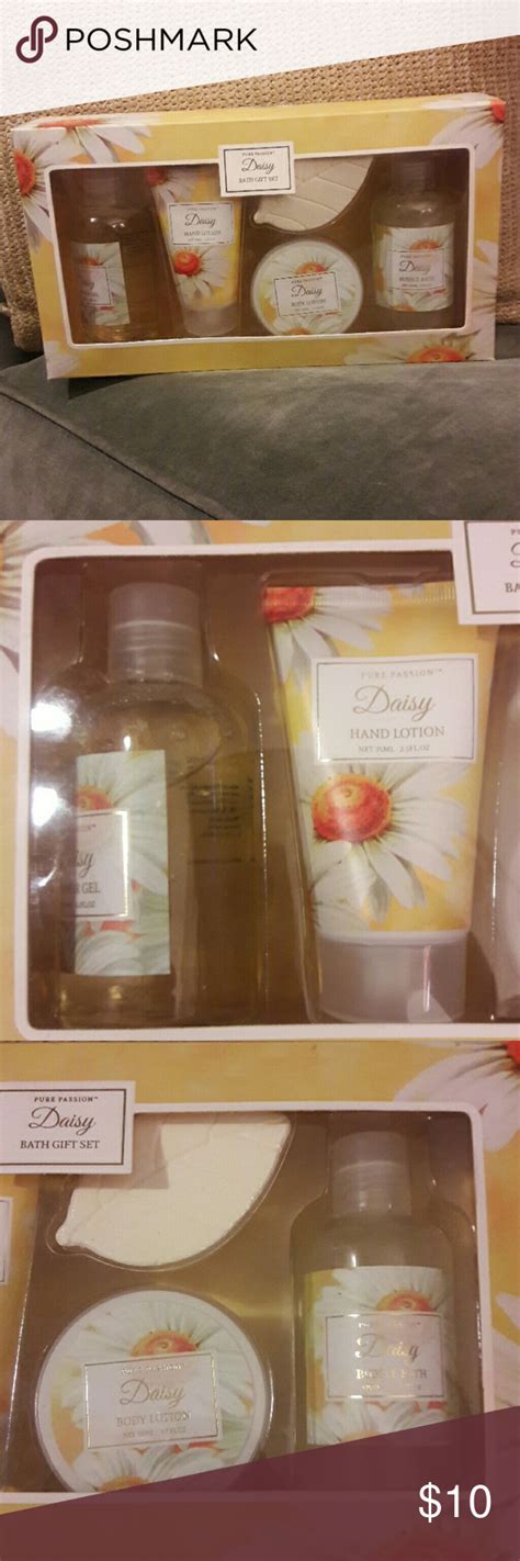 Pure Passion Daisy Bath T Set Brand New In Box Pretty