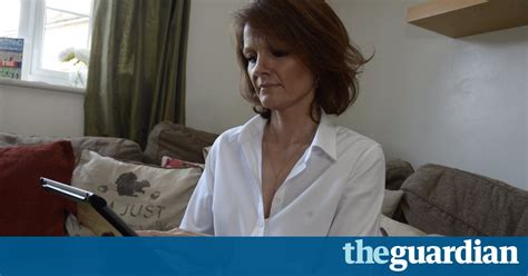 Outlaw Fake Dating App Profiles Says Woman Tricked Into Affair Life And Style The Guardian
