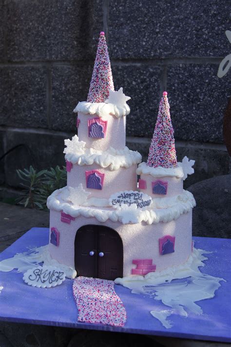 Pink Princess Castle Birthday Cake Castle Birthday Cakes Castle Cake