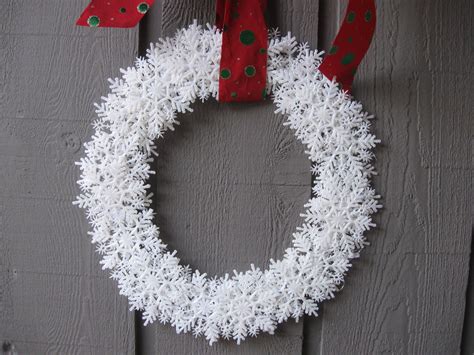 Snowflake Wreath Craft Tutorial Craft Klatch