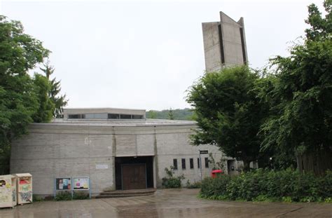 Selbst papst franziskus spart er bei der. Katholische Kirche in Stuttgart-Botnang: Der Abriss ist ...