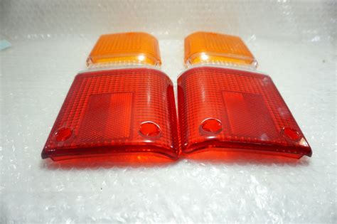 Pair Daihatsu Feroza Rocky Sportrak Fourtrak Tail Light Rear Lamps Lens