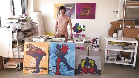 White Dude Shows Off His Nude Painting Gayfuror Com