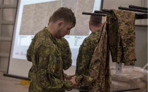 Canadian Military Testing New Camouflage Combat Uniforms Rci English