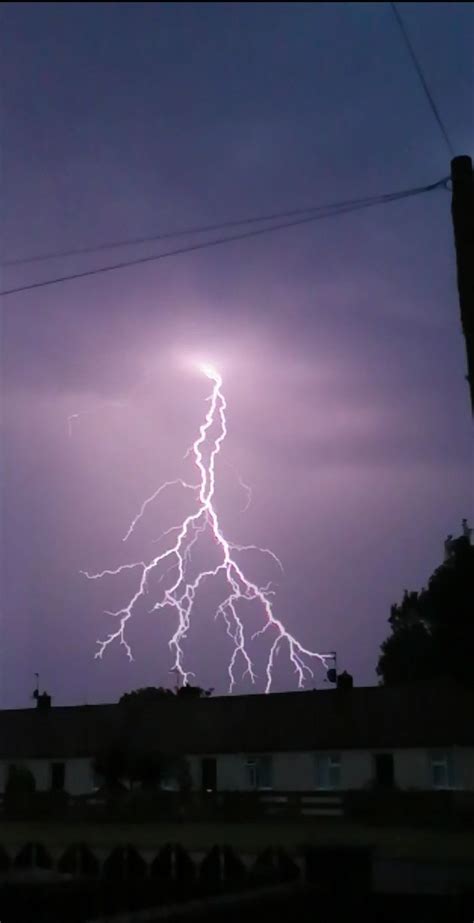 Dramatic Photos Of Amazing Hull Lightning Storm As Homes Struck Hull Live