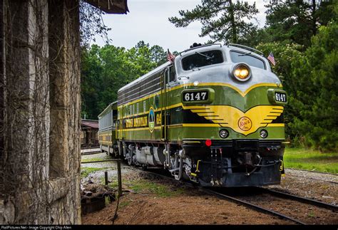 Railpicturesnet Photo Smpx 6147 Stone Mountain Railroad Emd Fp7 At