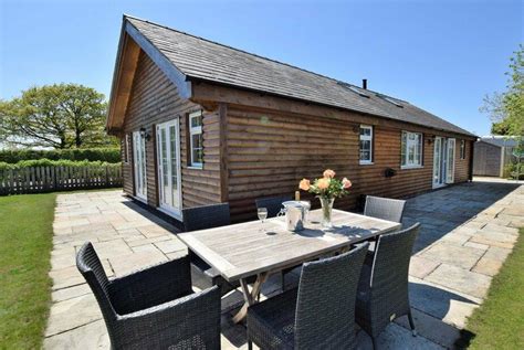 Check spelling or type a new query. Log Cabin in Cheshire, 3 bedrooms, Tarporley, Cheshire