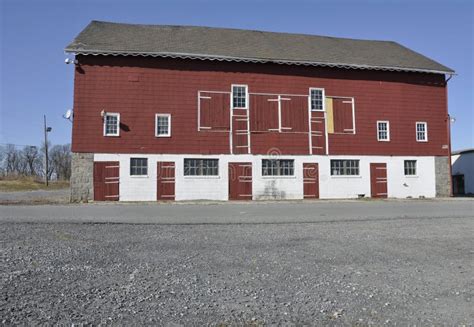 Red Wood Barn Stock Photo Image Of Exterior Farm Pennsylvania 23957768