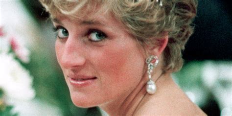 An Inside Look At The Life And Career Of Princess Diana Business Insider