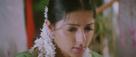 Radhey is a poor hindu with a bad temper, who often gets into fights. Tere.Naam.2003.720p.BluRay.DD5.1.x264-Positive - 7.1 GB ...