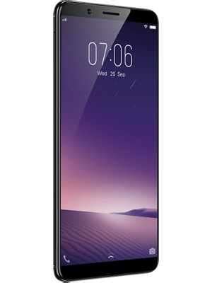 Get information on vivo v7+ accessories, camera on the software front, it runs on android v7.1 nougat based on funtouch os 3.2. Vivo V7 Plus - Price, Full Specifications & Features at ...