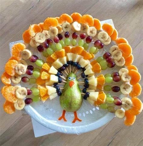 I make this simple but unique fruit salad every year, at thanksgiving or any time while these fall fruits are still in season. Pin by Tracy Calloway on Thanksgiving | Thanksgiving snacks, Thanksgiving fruit, Food garnishes