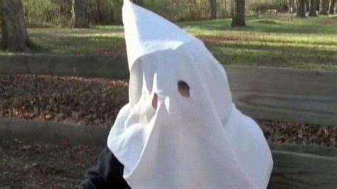 Mother Defends 7 Year Old Sons Kkk Halloween Costume On Air Videos