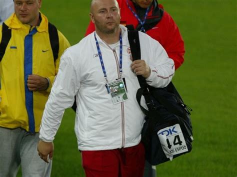 Born 1 july 1976 in poznań) is a retired polish hammer thrower and an olympic gold medal winner from sydney 2000. SZYMON ZIÓŁKOWSKI: Lepiej późno niż wcale