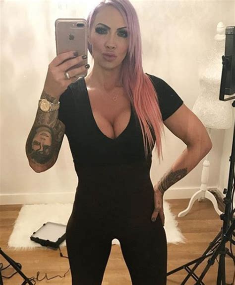 Jodie Marsh Instagram Pics Wow As She Ditches Clothing For Cleavage