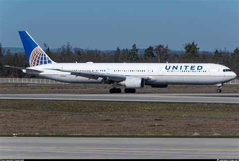 N78060 United Airlines Boeing 767 424er Photo By Daniel Apfel Id