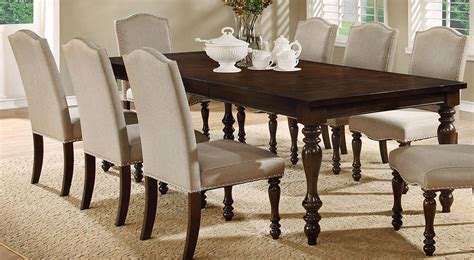 Hurdsfield Antique Cherry Extendable Rectangular Dining Table From Furniture Of America