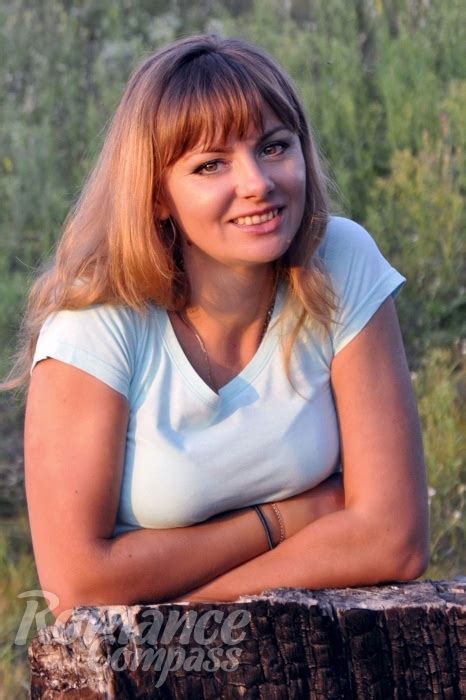 date ukraine single girl nelya brown eyes brunette hair 47 years old id22727
