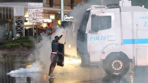 Pro And Anti Govt Protesters Clash In Turkey