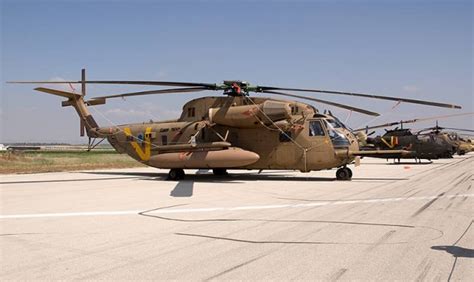 Boeing Lockheed Martin Compete For Israels Heavy Lift Helicopter