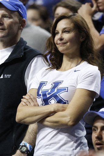 Ashley Judd Why Im Going After Abusive Trolls