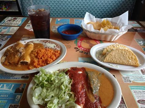 It wasn't until i moved to the east coast for college that i realized the country wasn't ruled by mexicans and most americans had. El-Canelo - Restaurant | 2506 Ellwood Rd, New Castle, PA ...