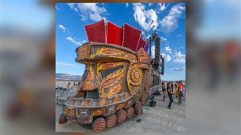 Trois Incroyables Voitures Du Burning Man Vendues Par Sotheby S