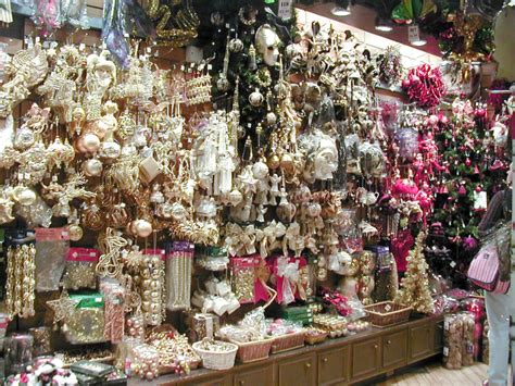Lastminute Christmas tree London’s best shops for decorations – The