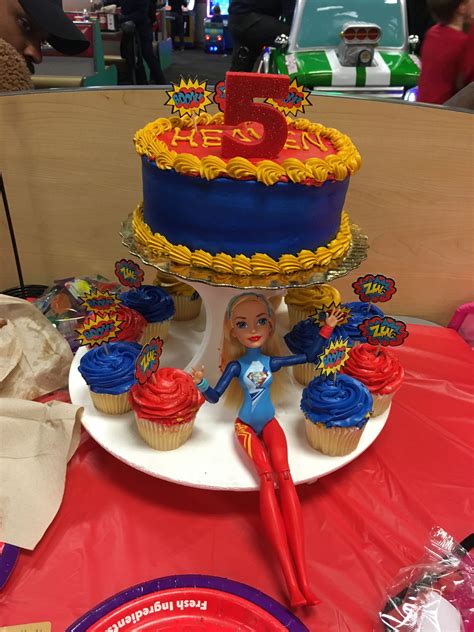 Supergirl Supergirl Cakes Cake Supergirl