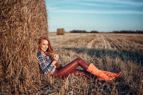 Redhead Women Outdoors In Leather Pants Wallpaper Hd Girls 4k Wallpapers Images And Background