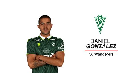 Club de deportes santiago wanderers is a football club in valparaíso, chilean football federation, after being relegated from the campeonato nacional at the end of the 2017 transición tournament. Santiago Wanderers Png / Santiago wanderers live score ...