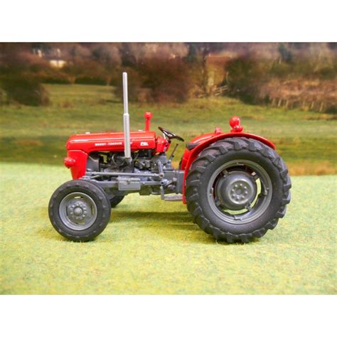 Universal Hobbies 132 Massey Ferguson 35x Tractor One32 Farm Toys
