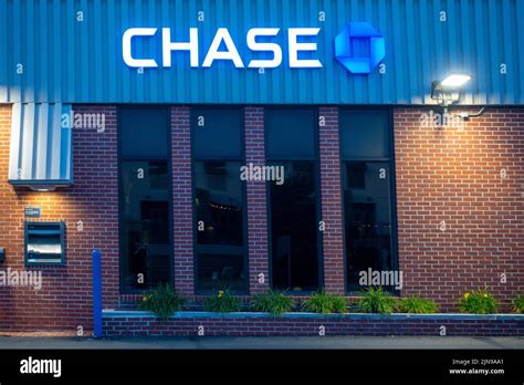 Chase Bank Night Depository Hi Res Stock Photography And Images Alamy