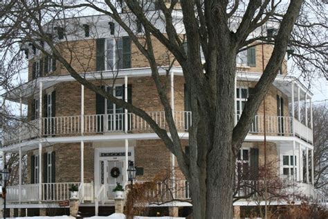 His wife anne would live another 27 years before dying at the house as well in 1855. Octagon | Octagon house, Octagon, Architecture