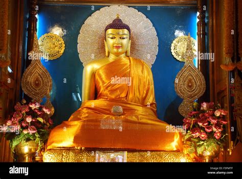 Lord Buddha Golden Statue In Temple Gaya Bihar India Stock Photo