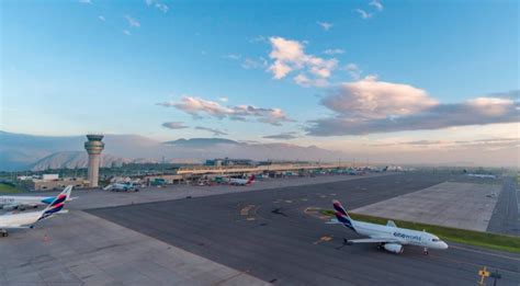 el aeropuerto de quito listo para reanudar operaciones avion revue internacional