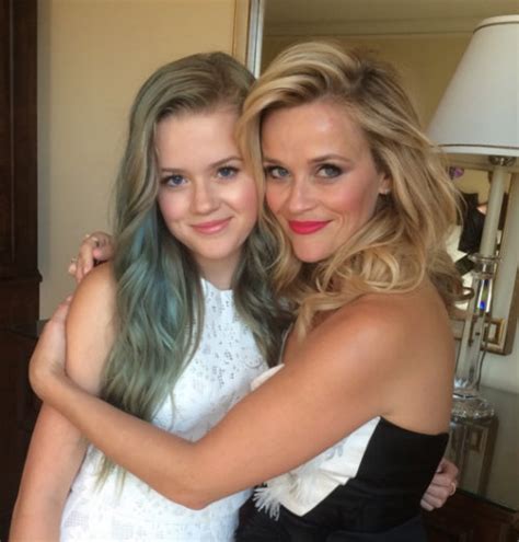 Photos Ava Phillippe Daughter Of Reese Witherspoon Stuns Before Hot