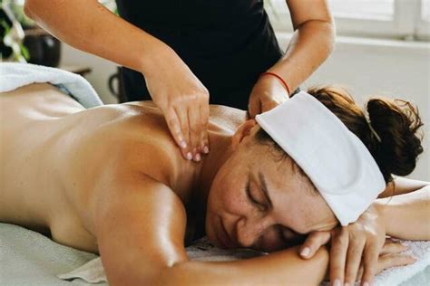 Deep Tissue Massage 60 Minutes Bodyworx Massage Therapy