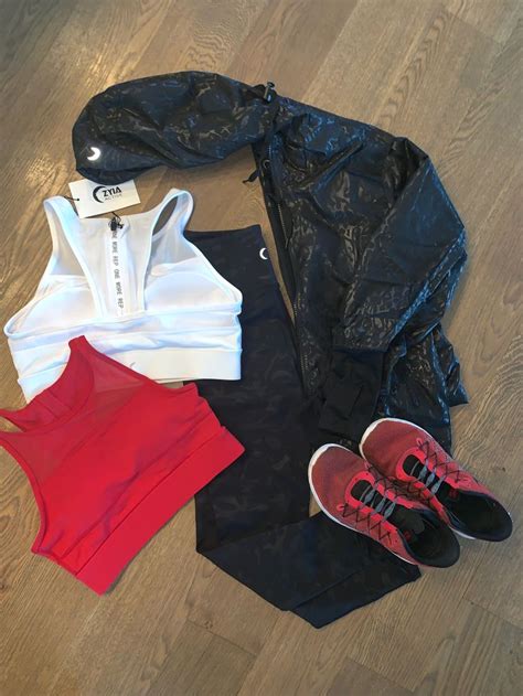Active Outfits Sporty Outfits Active Wear Workout Outfit Workout