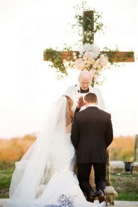 Christian Wedding Ideas 25 Wedding Christ Centered And Cross Details