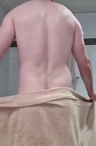 Guy Spreads His Ass Thisvid