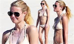 Gwyneth Paltrow Parades Results Of Her Strict January Detox In Bikini Daily Mail Online
